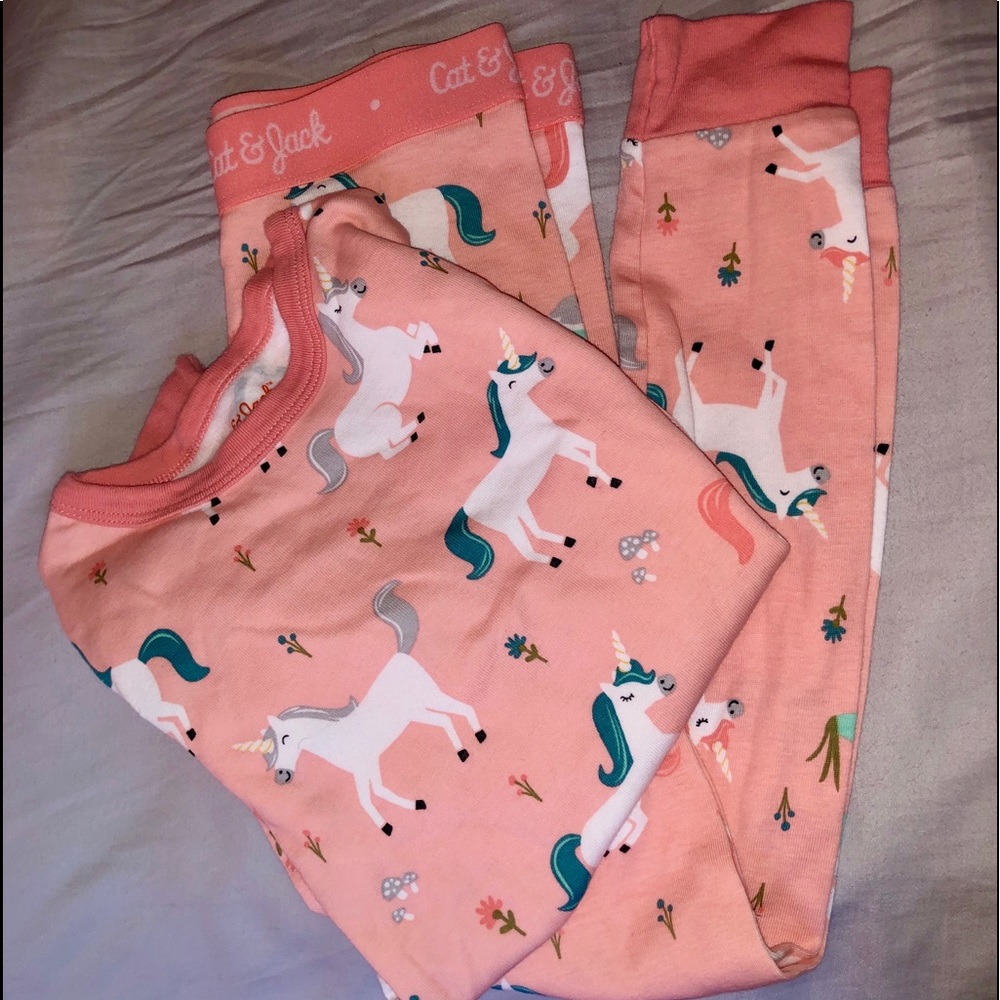 Never worn pjs unicorn